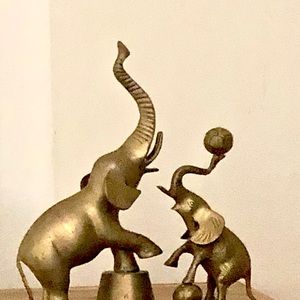 Brass circus elephants